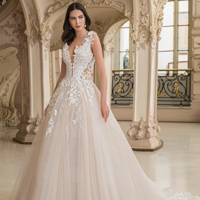 Elysee Trunk Show Main Image