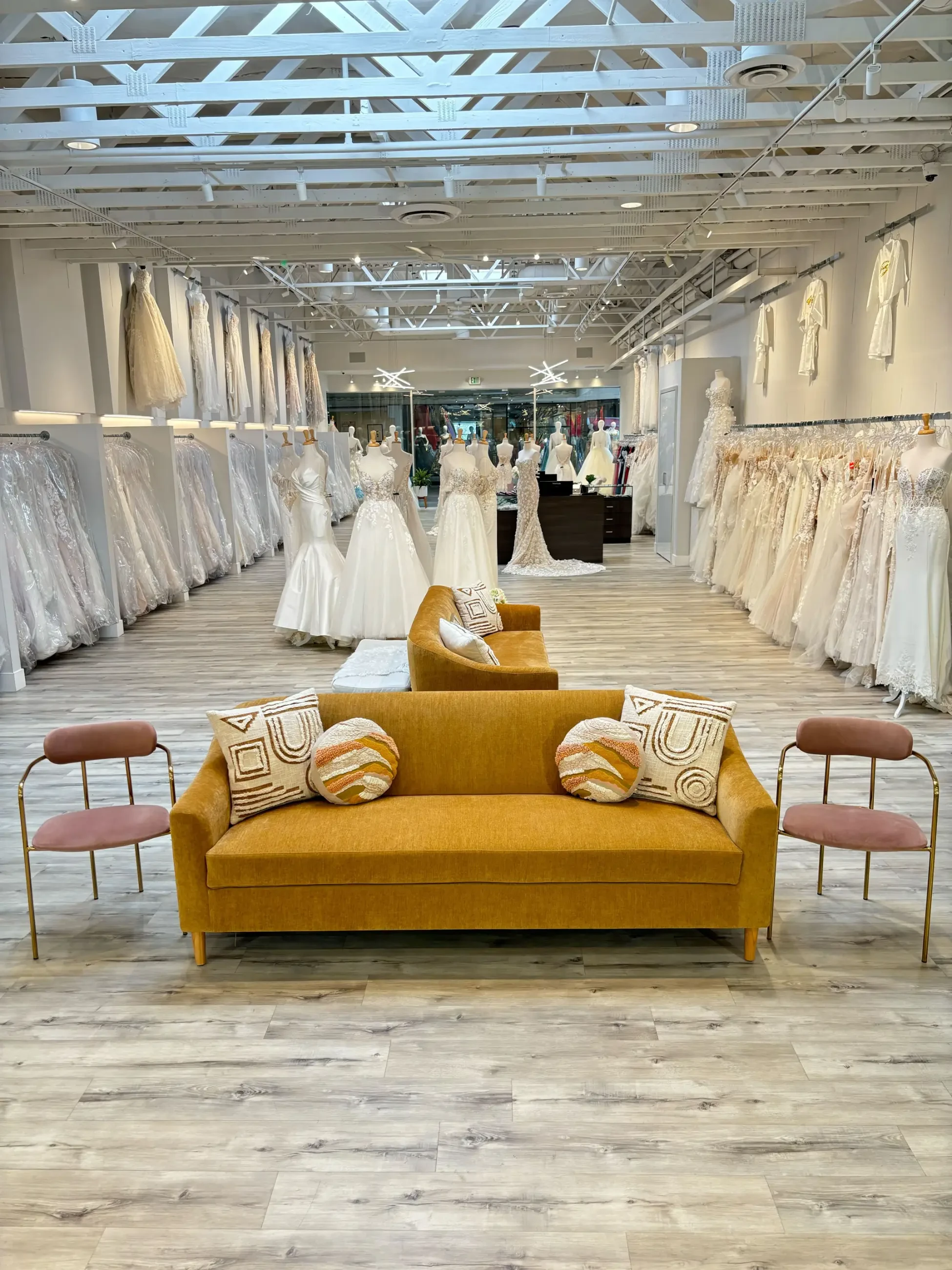 How to Find Your Wedding Dress in San Diego: A Complete Guide. Mobile Image