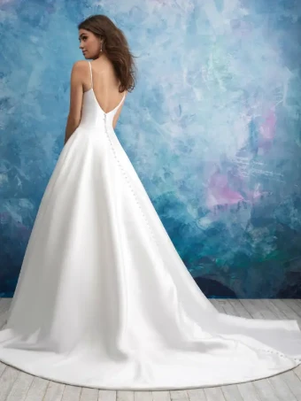 Allure Bridals Style #9570 #7 Ivory thumbnail