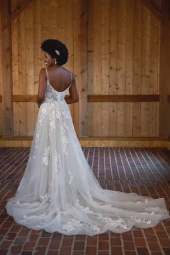 Essense of Australia Style #D3492 #13 (IVRM-PL) Ivory Lace & Tulle ov Rum Gown w Porcelain Tulle Plunge thumbnail