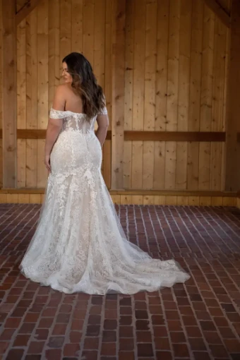 Essense of Australia Style #D3374 #19 Ivory/Almond/Porcelain thumbnail