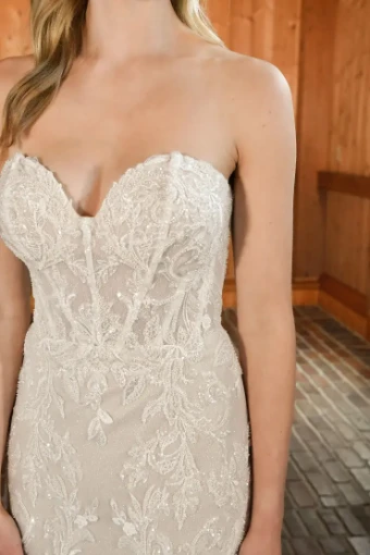 Essense of Australia Style #D3647 #11 Ivory/Porcelain thumbnail