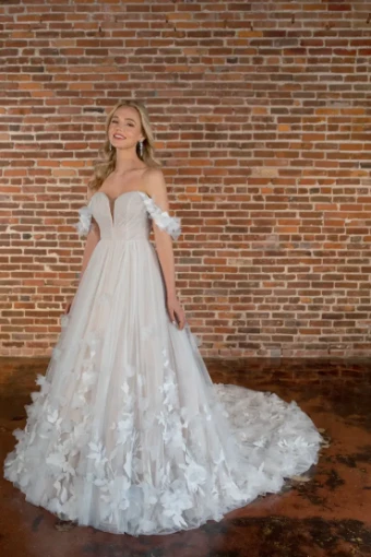 Essense of Australia Style #D3734 #17 (IVIV-PL) IVR LACE TULLE & ROYAL ORG OV IVR GOWN W PLN TULLE PLUNGE thumbnail