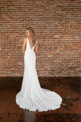 Essense of Australia Style #D3763 #10 Ivory/Porcelain thumbnail