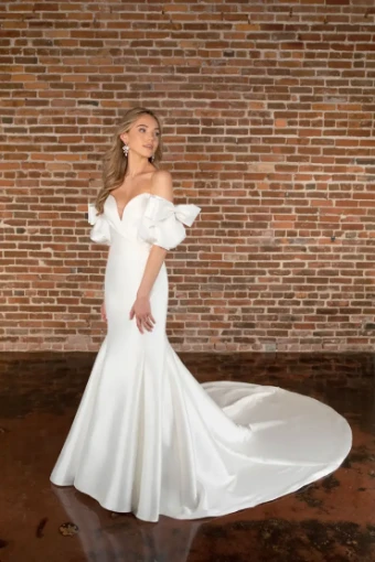 Essense of Australia Style #D3822 #12 Ivory/Porcelain thumbnail