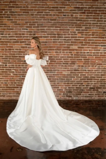 Essense of Australia Style #D3822 #11 Ivory/Porcelain thumbnail