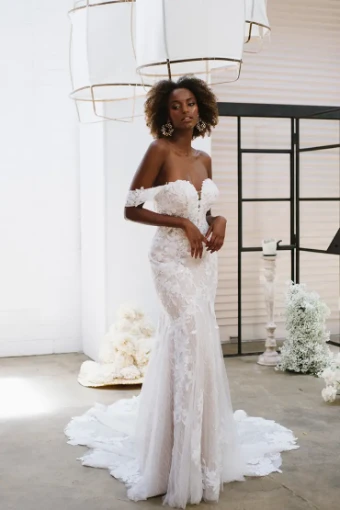 Essense of Australia Style #D3253 #9 Ivory/Ivory/Porcelain thumbnail