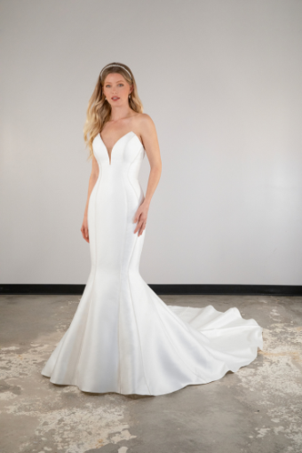 Essense of Australia Style #D3991 #10 Ivory/Porcelain thumbnail