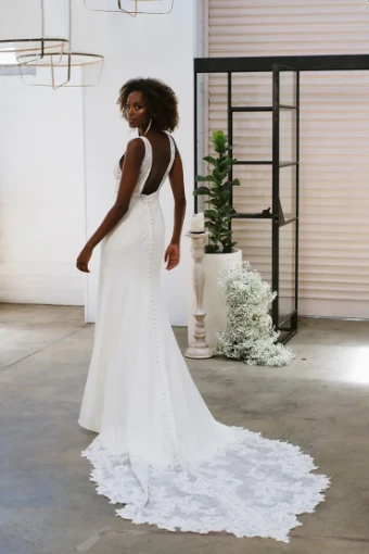 Essense of Australia Style #D3254 #10 Ivory/Porcelain thumbnail