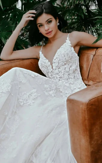 Essense of Australia Style #D3157 #14 Ivory/Ivory/Porcelain thumbnail