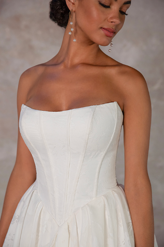 Essense of Australia Style #D4158 #9 Ivory thumbnail