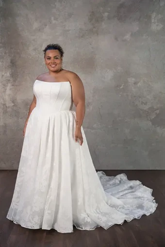 Essense of Australia Style #D4158 #12 Ivory thumbnail