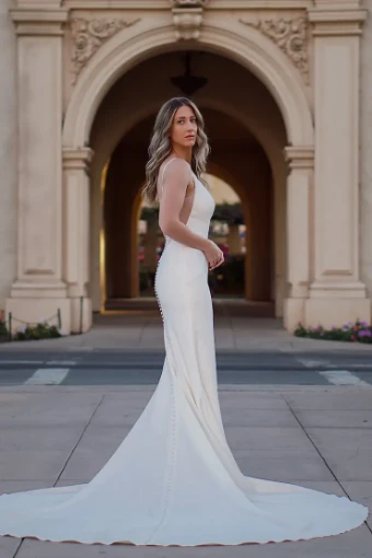 Essense of Australia Style #D3305 #11 Ivory thumbnail