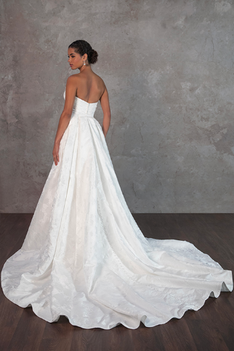 Essense of Australia Style #D4300 #9 Ivory thumbnail