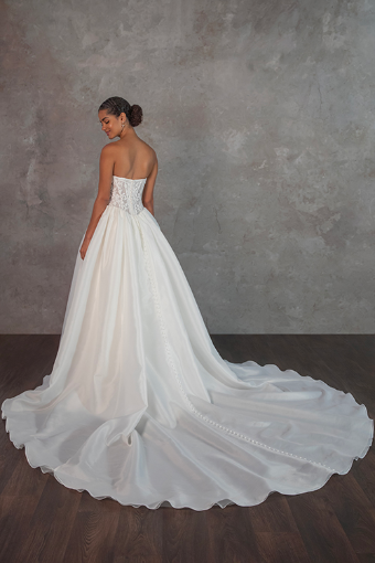 Essense of Australia Style #D4351 #7 Ivory thumbnail