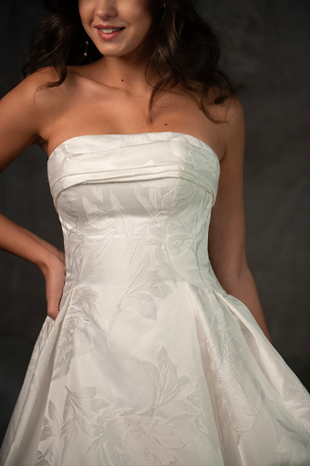 Essense of Australia Style #D4304 #8 Ivory thumbnail