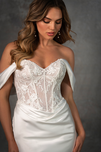 Essense of Australia Style #D4303 #10 Ivory thumbnail