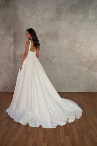 Essense of Australia Style #D4418 #6 Ivory thumbnail