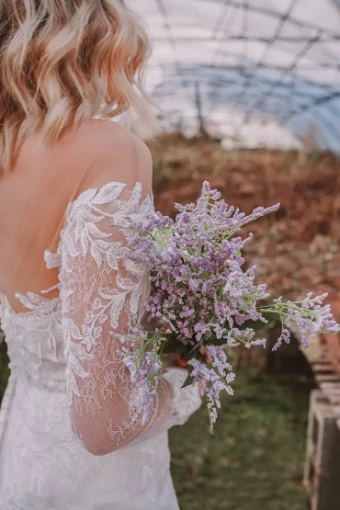 Essense of Australia Style #D3315 #8 Ivory/Ivory/Porcelain thumbnail