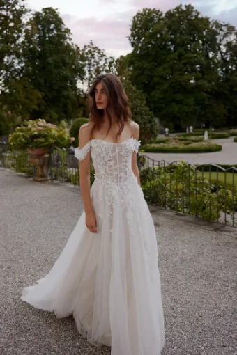 Justin Alexander Style #Idalina #1 Ivory/Latte thumbnail