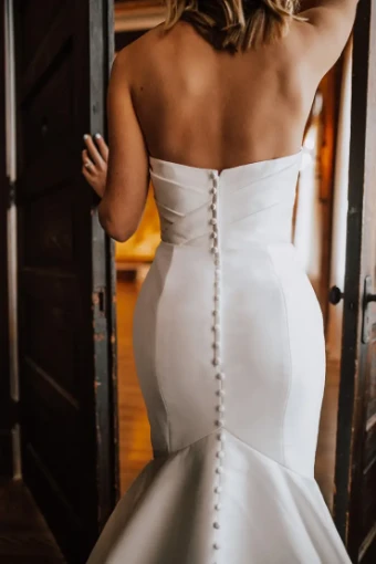 Essense of Australia Style #D3340 #12 Ivory thumbnail