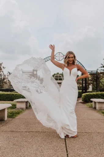 Essense of Australia Style #D3339 #10 Ivory/Porcelain thumbnail