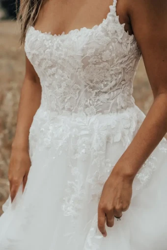 Essense of Australia Style #D3386 #12 Ivory thumbnail