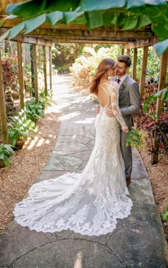 Essense of Australia Style #D3150 #5 Ivory/Rum/Porcelain thumbnail