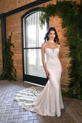 Essense of Australia Style #D3458 #10 Ivory/Porcelain thumbnail