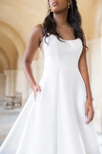 Essense of Australia Style #D3460 #14 Ivory/Porcelain thumbnail